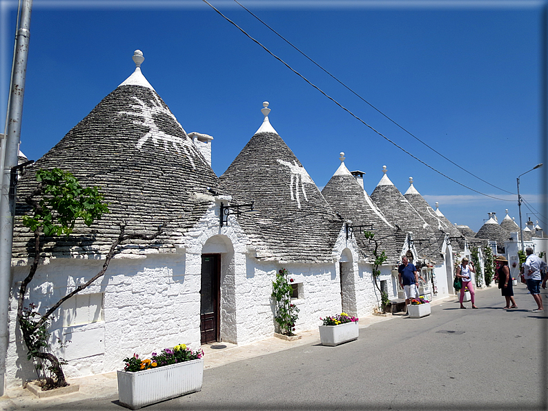 foto Alberobello